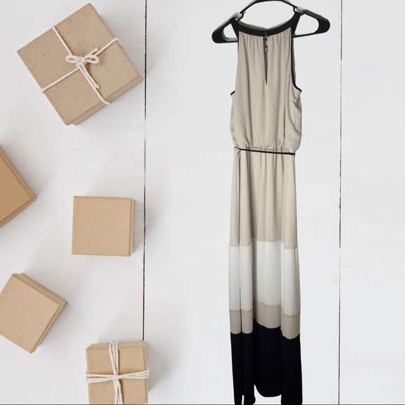 WHITE HOUSE BLACK MARKET | Maxi Dress | Size 6 - Picture 3 of 5